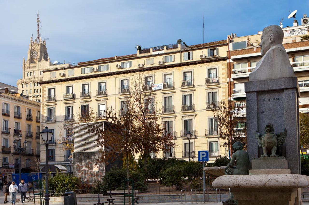 Hostal Zamora Madrid Luaran gambar
